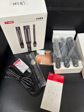 TYMO CUES 3-in-1 Interchangeable Curling Iron - Black - New in Box